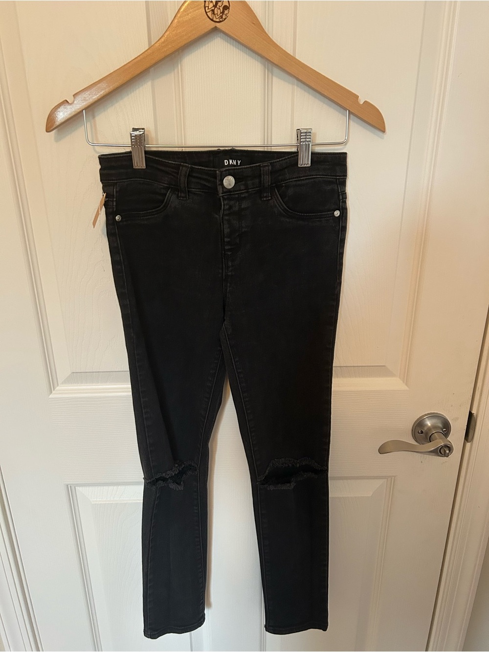 DKNY Black Skinny Jeans with Knee Rips size 14